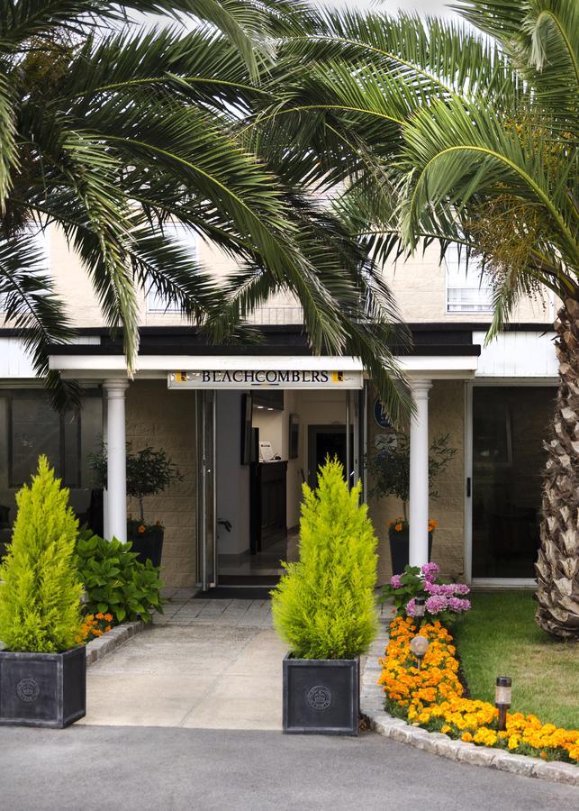 Beachcombers Hotel Grouville Екстер'єр фото