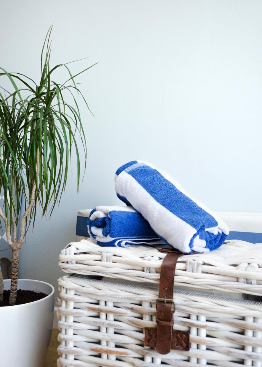Beachcombers Hotel Grouville Екстер'єр фото